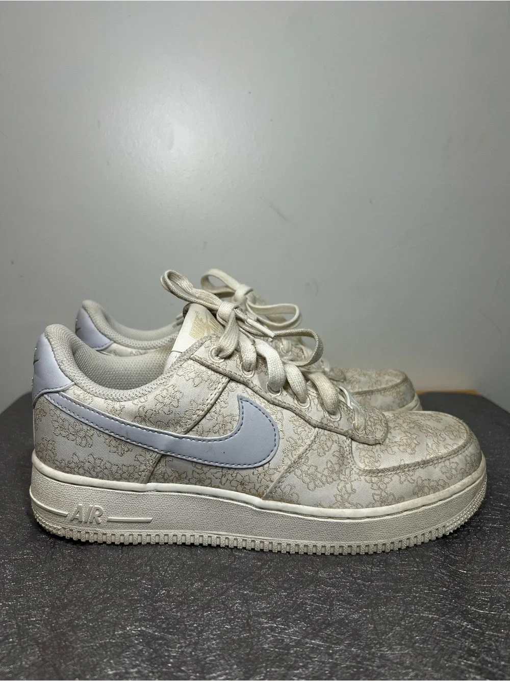 Nike pre owned
